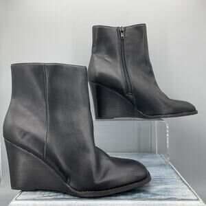 NEW Dolce Vita Women’s Rupart Wedge Heel Booties Black Size 9
